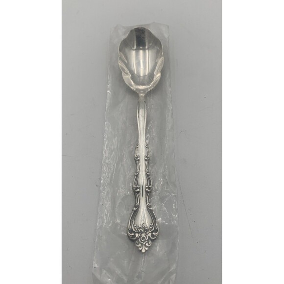 Interlude 6" Sugar Shell Spoon International Silverplate Flatware 1971 - Picture 1 of 6